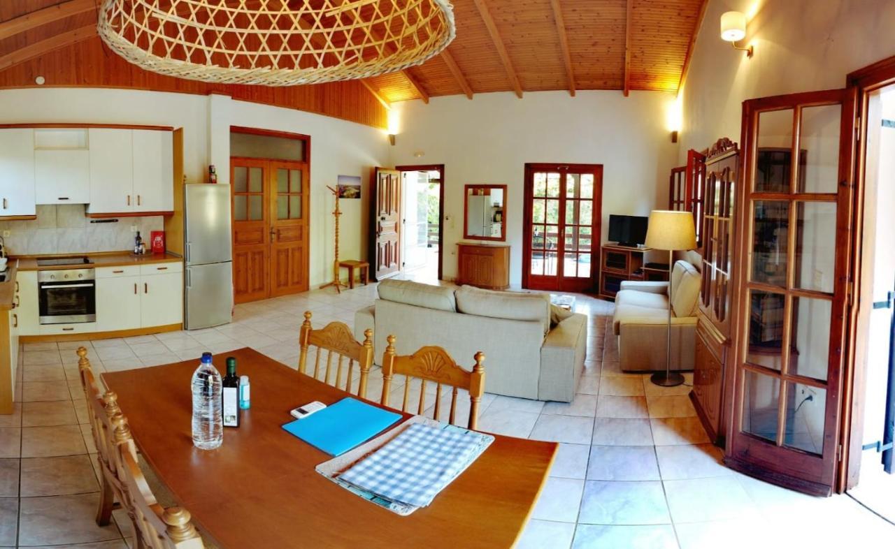 Bungalow Гиалова Экстерьер фото