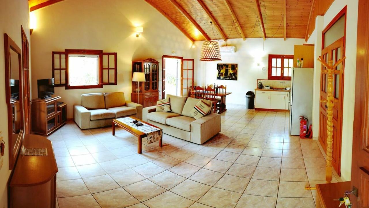 Bungalow Гиалова Экстерьер фото